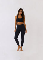 Foundation 7/8 Legging